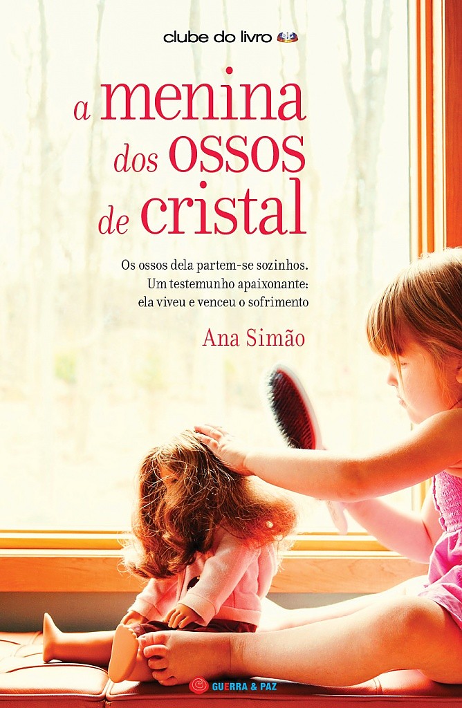 Ana Simão, voluntária na Associação Salvador, lança livro “A Menina dos Ossos de Cristal”. Quisemos saber mais sobre a Ana.