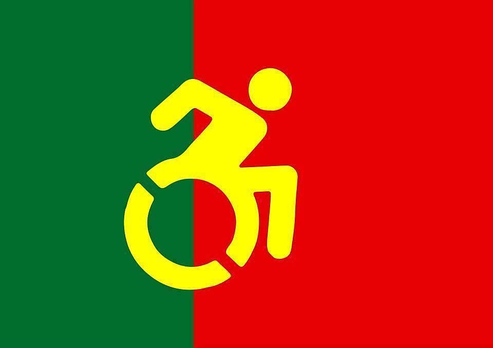 Deficiente motor fez viagem de protesto em cadeira de rodas