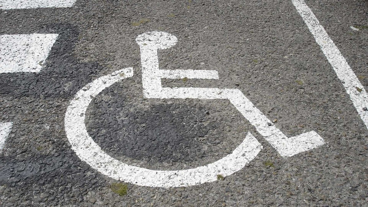 Novas regras no estacionamento para pessoas com deficiência
