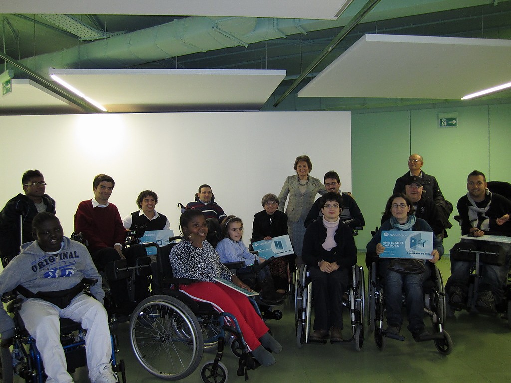 Associação Salvador apoia 16 pessoas com deficiência motora