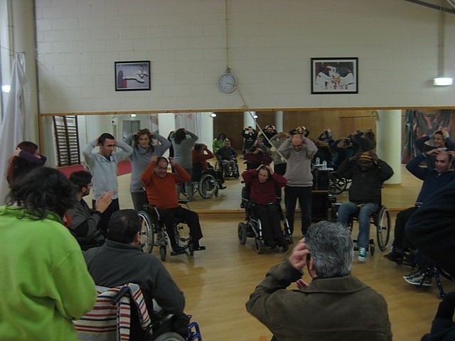 A Associação Salvador organizou um Workshop de Dança Inclusiva